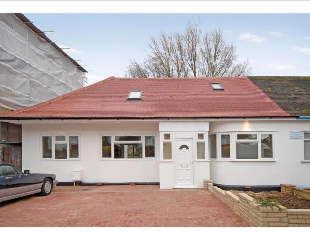 House for rent in The Hale, Greater London