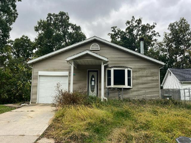 House for sale in Creve Coeur, Tazewell County
