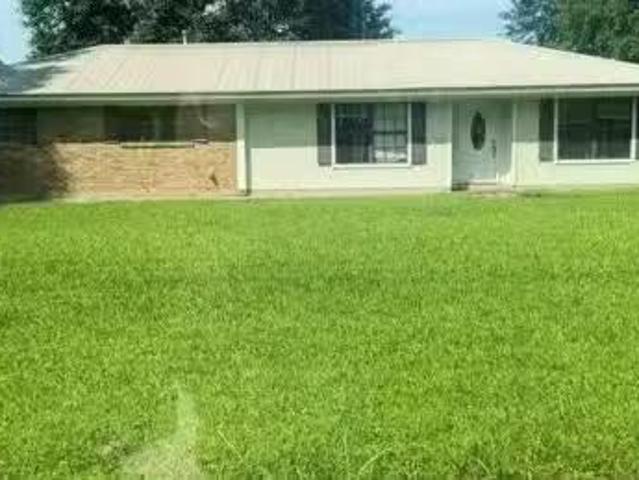 House for sale in Pineville