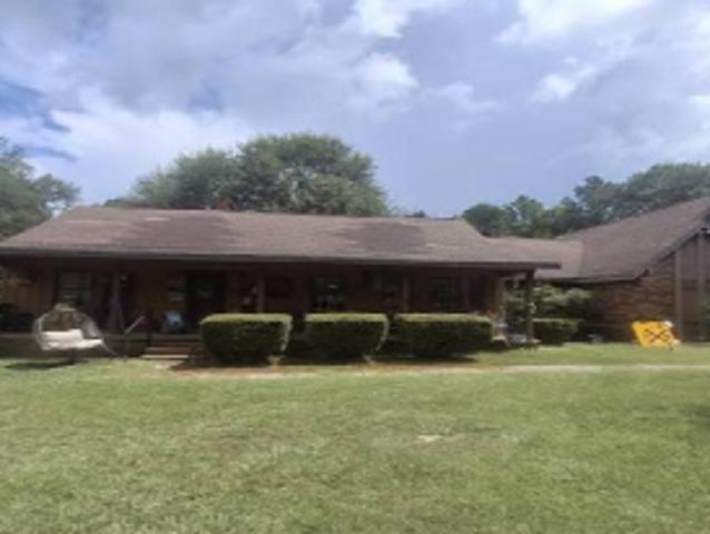 House for sale in Wiggins, Mississippi