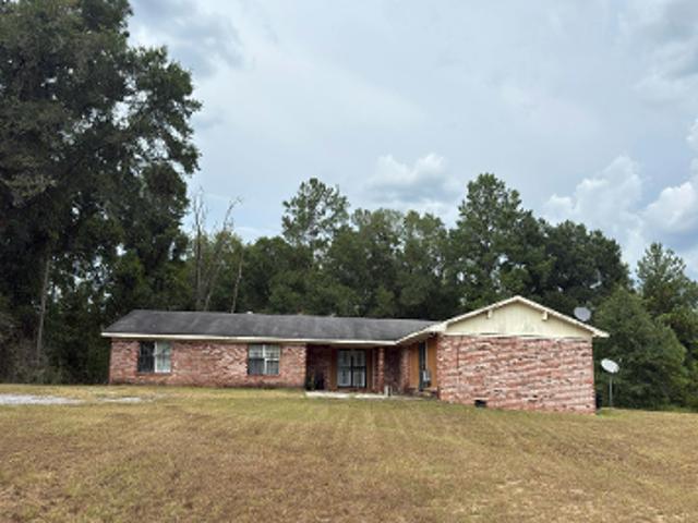 House for sale in Columbia, Mississippi