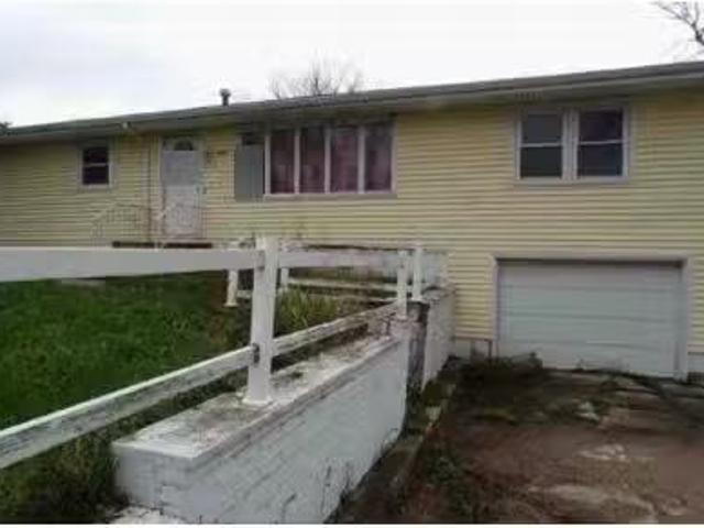 House for sale in Charles City