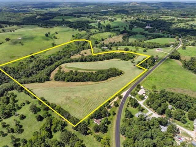 Farm for sale in Ark