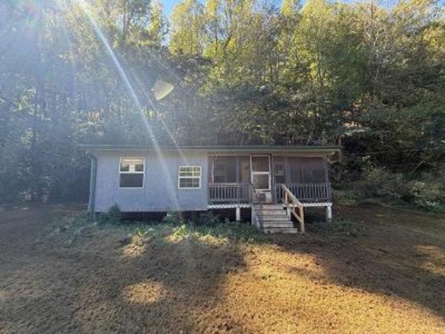 House for sale in Englewood