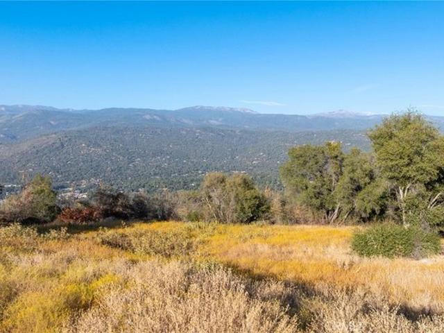Land for sale in Oakhurst, California