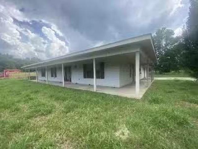House for sale in Pineville