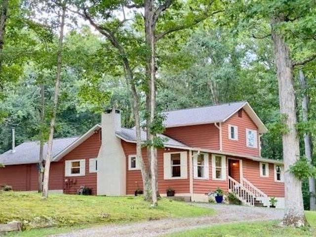 House for sale in Blairsville