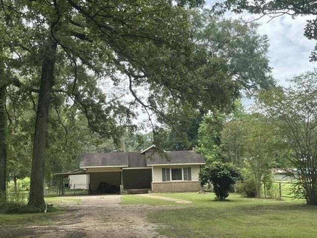 House for sale in Center Point