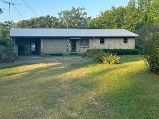 House for sale in Coffeeville