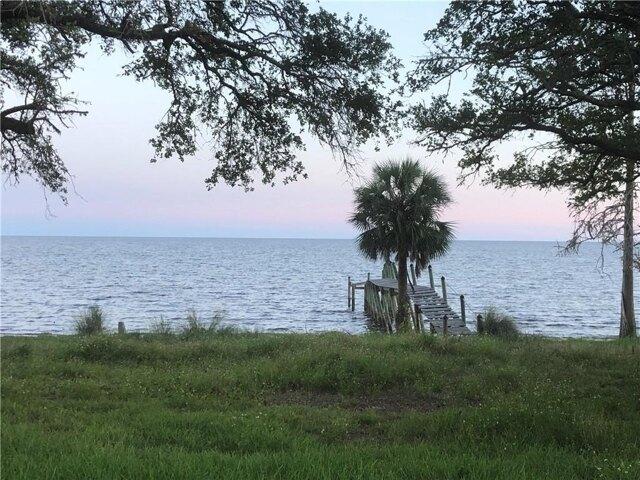 House for sale in Carrabelle