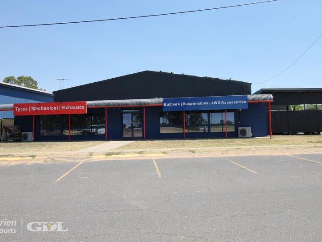 Warehouse for rent in Emerald