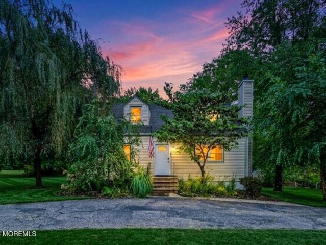 House for sale in Marlboro Maples, Marlboro Township