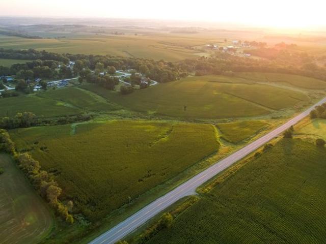 Land for sale in Pleasantville, Iowa