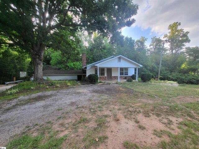 House for sale in Landrum