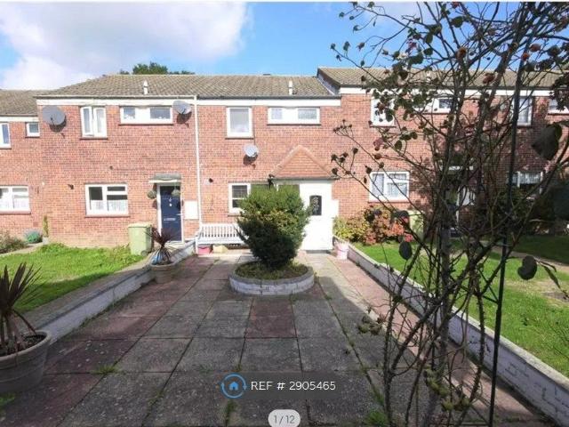 House for rent in Pilgrims' Hatch, Navestock Side