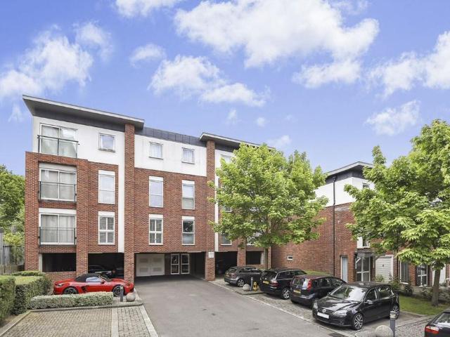 Apartment for rent in London Borough of Southwark, Greater London