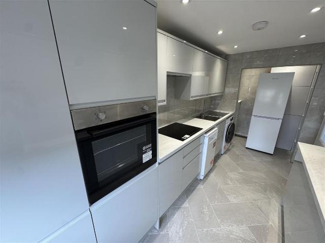 Apartment for rent in Whetstone, Greater London