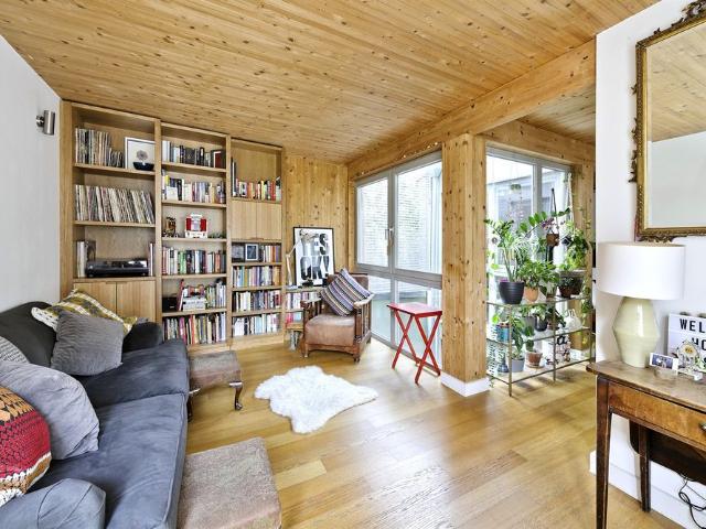 House for rent in Dollis Hill, Greater London
