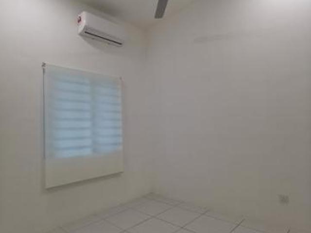 Terraced House for rent in Wellesley, Penang