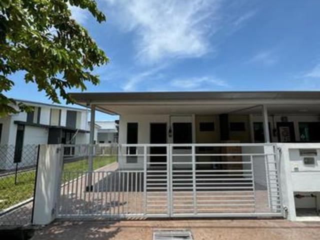 Terraced House for rent in Wellesley, Penang