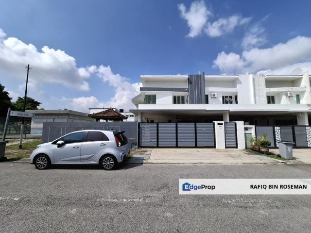 House for sale in Sendayan Village, Negeri Sembilan