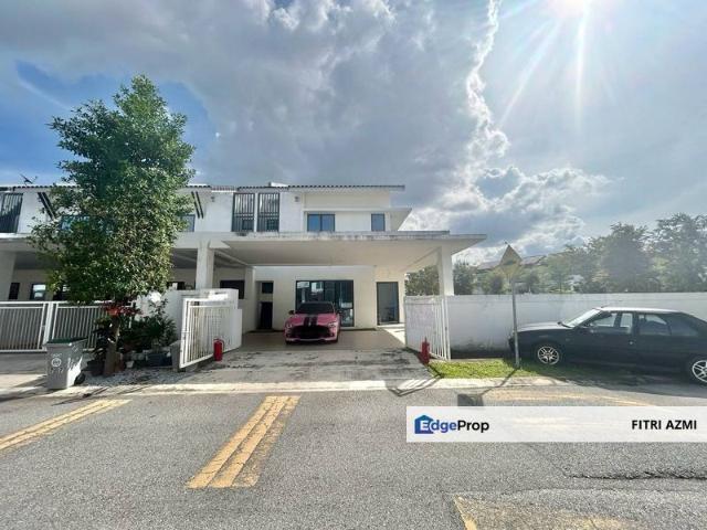 House for sale in Sendayan Village, Negeri Sembilan
