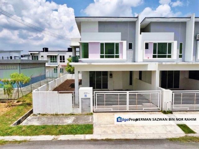 House for sale in Sendayan Village, Negeri Sembilan