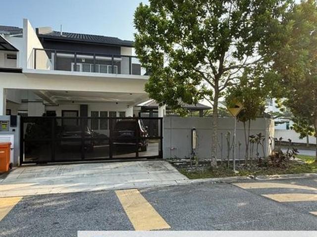 House for sale in Sendayan Village, Negeri Sembilan