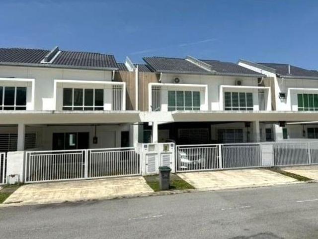 Terraced House for sale in Sendayan Village, Negeri Sembilan