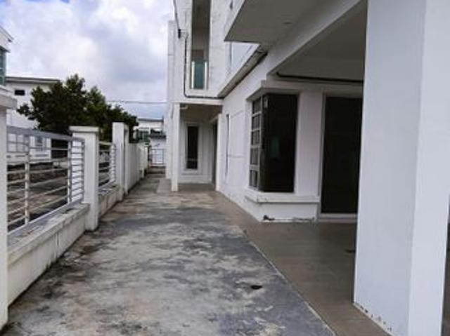 House for sale in Sendayan Village, Negeri Sembilan