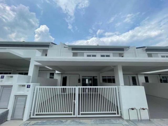 Terraced House for sale in Sendayan Village, Negeri Sembilan