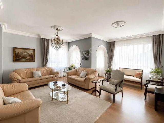 Antalya, Muratpaşa içerisinde satılık mülk