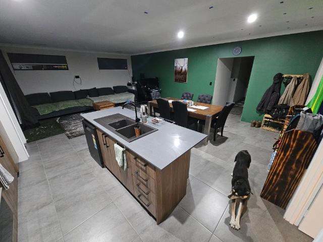 Room for rent in Hilbert, Western Australia