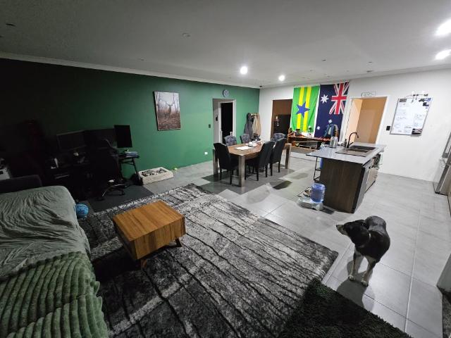 Room for rent in Hilbert, Western Australia