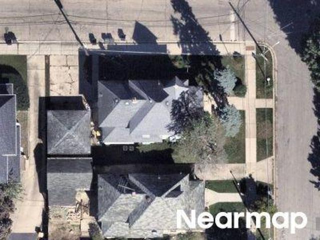 Property for sale in Elgin Historic District, Elgin