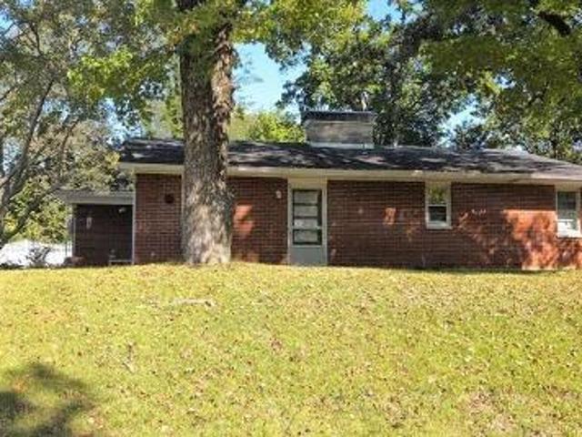 House for sale in Highland, Illinois