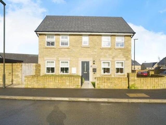 House for sale in Charlesworth, East Midlands