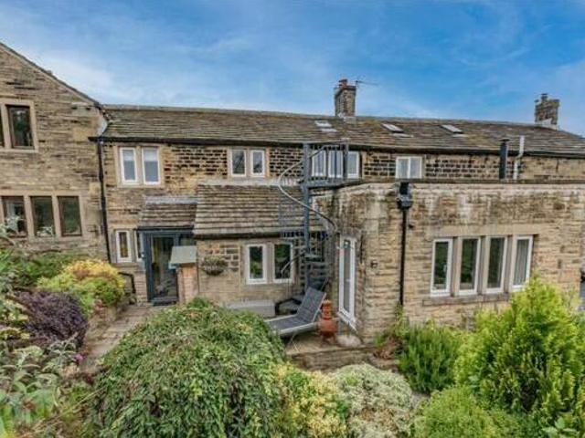 House for sale in Holme Valley, Holmfirth