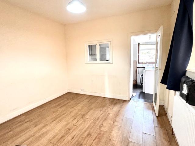 House for rent in Stone, Monks Orchard