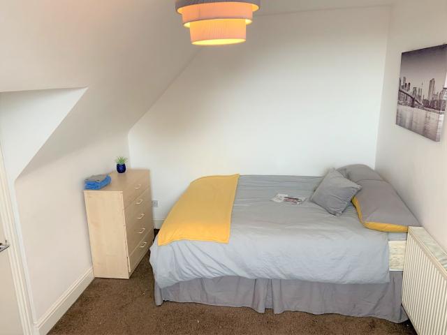 Room for rent in Hill, City Of Southampton