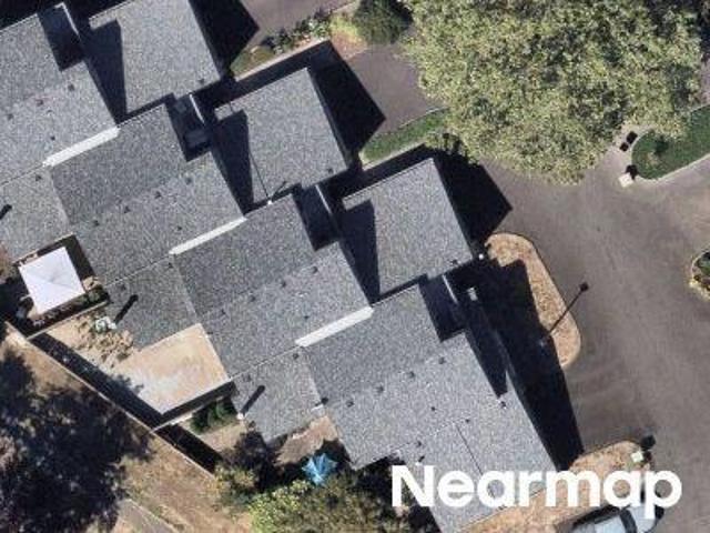 Condo for sale in Oregonia