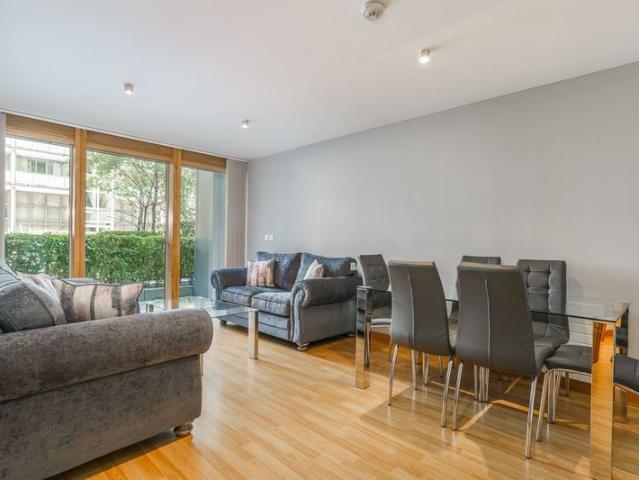 Apartment to rent in Bluebell, North Tipperary