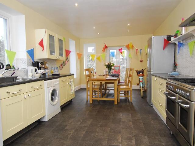 Apartment for rent in Greenbank, Plymouth
