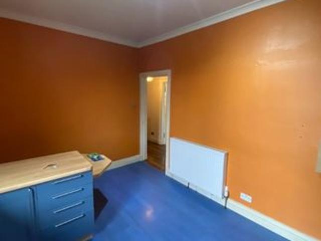Apartment for rent in Montrose, Barracks