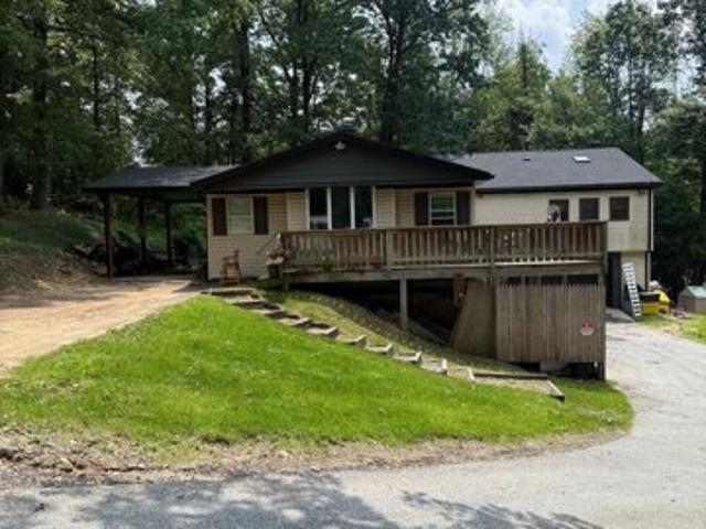 House for sale in Honey Brook