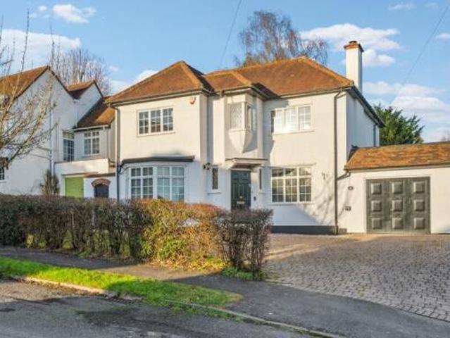 House for sale in Batchworth, Hertfordshire