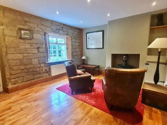 House for rent in Newmillerdam, West Yorkshire