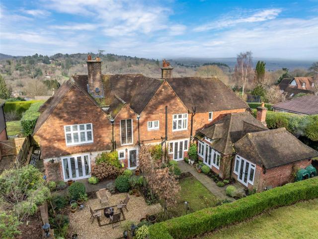 House for rent in Fole, Surrey