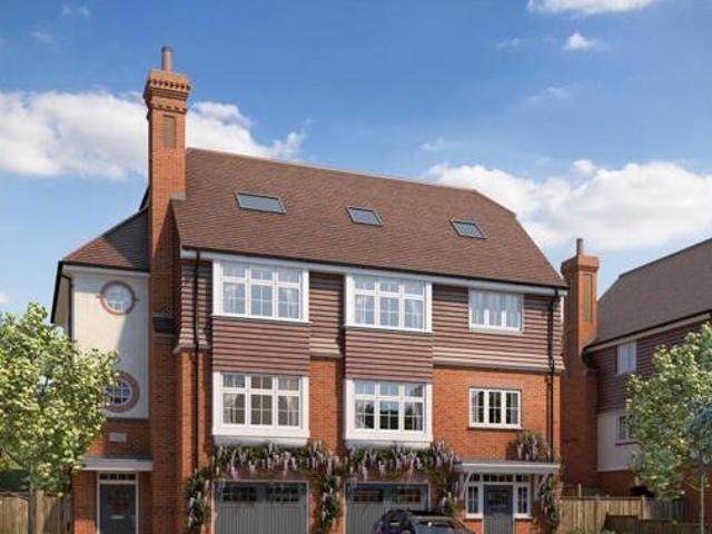 House for sale in Fole, Surrey