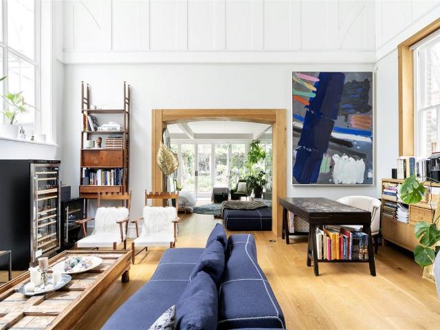 Apartment for rent in St. John's Wood, Greater London